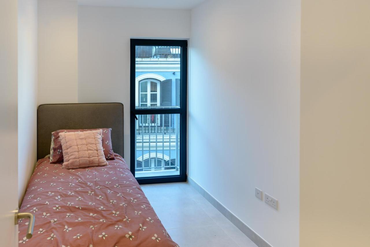 Brand New Luxury 2 Beds Apartment At The Residence-Hosted By Sweetstay Gibraltar Ngoại thất bức ảnh